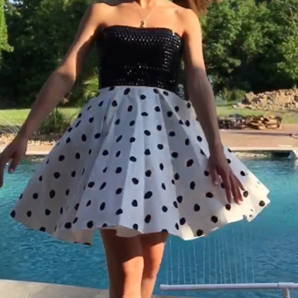 Strapless Polka Dot Short Prom/Formal Dress